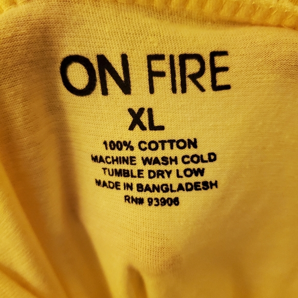 🏷Girls/Juniors printed t-shirt - Picture 4 of 4